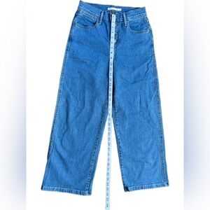 Women’s Levi’s Mile High Cropped Wide Leg Size 26